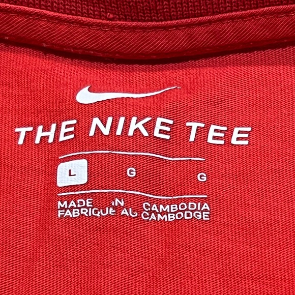 Nike Tshirt Size Large - Picture 6 of 8